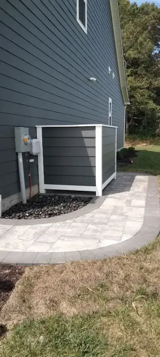 Paver patio with integrated hardscape features